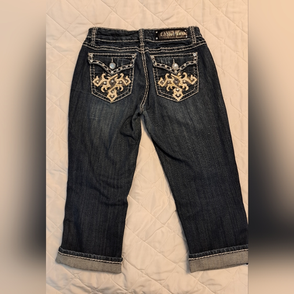 Juniors LA Idol Capris size 9